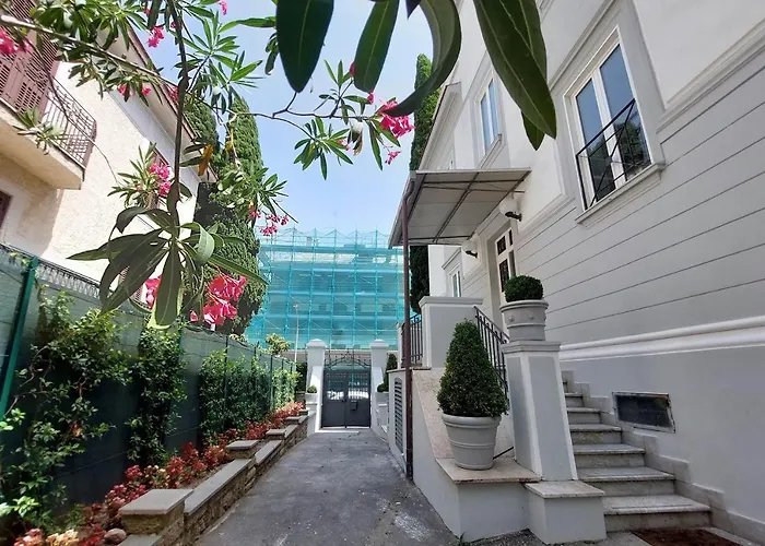 Youroom Monteverde - Guest house 4*