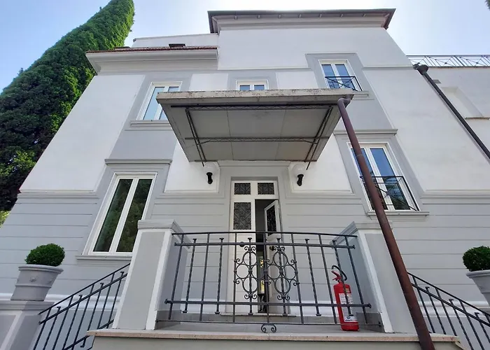 Youroom Monteverde - 4* Rome