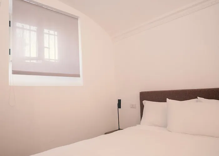 Youroom Monteverde - 4* Rome