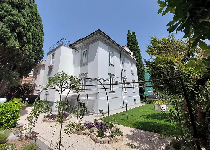 Youroom Monteverde - 4*